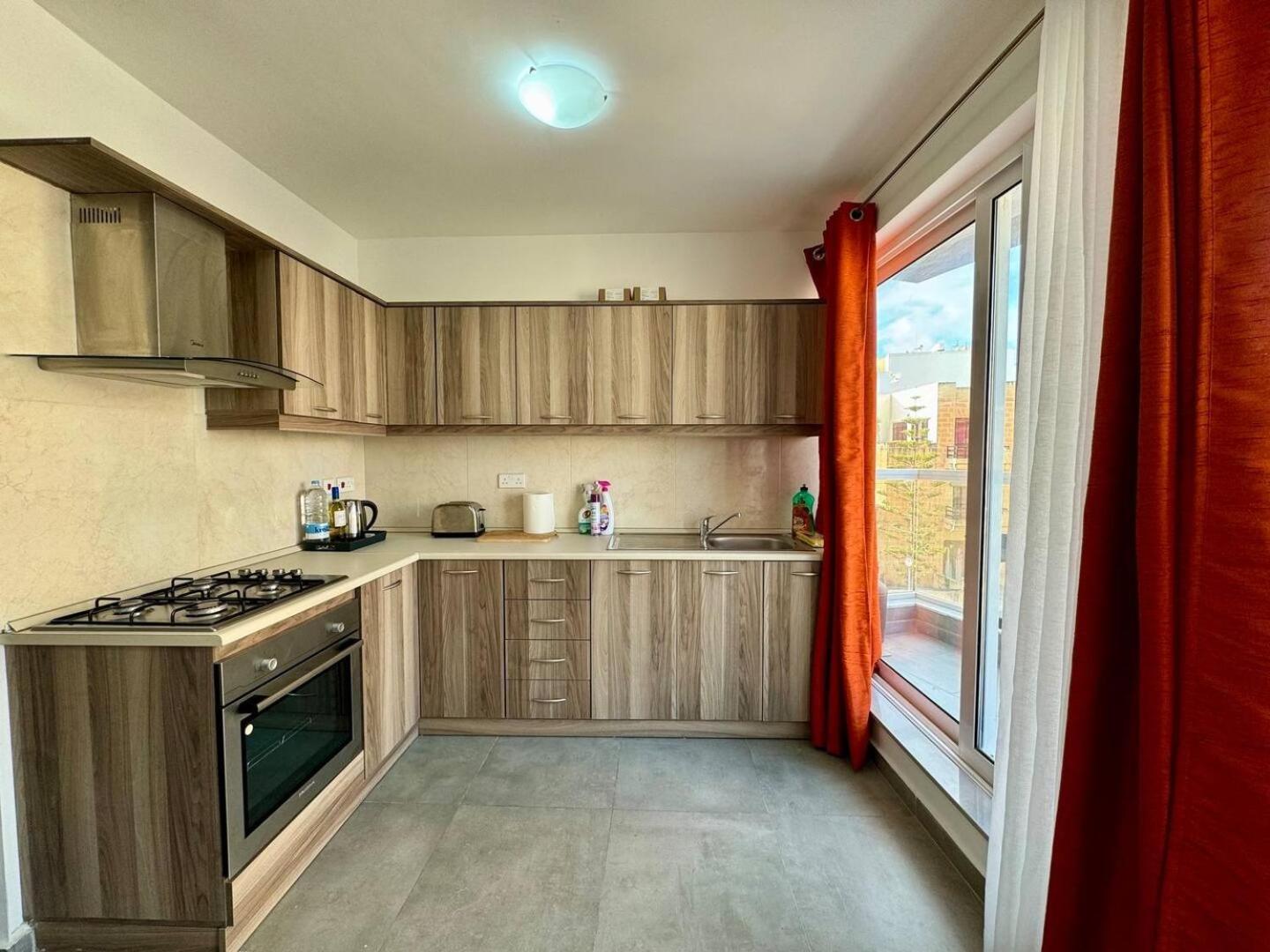 Mive-Delux Three Bedroom Apartment In Marsaskala Extérieur photo